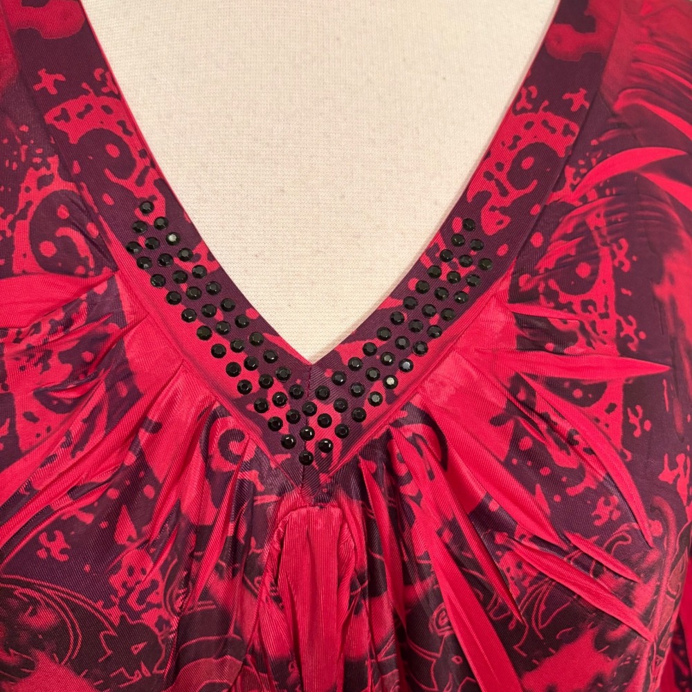 Energé 1X Red Black Abstract Tunic Top Rhinestone Neck Stretch Knit Blouse - Picture 4 of 8